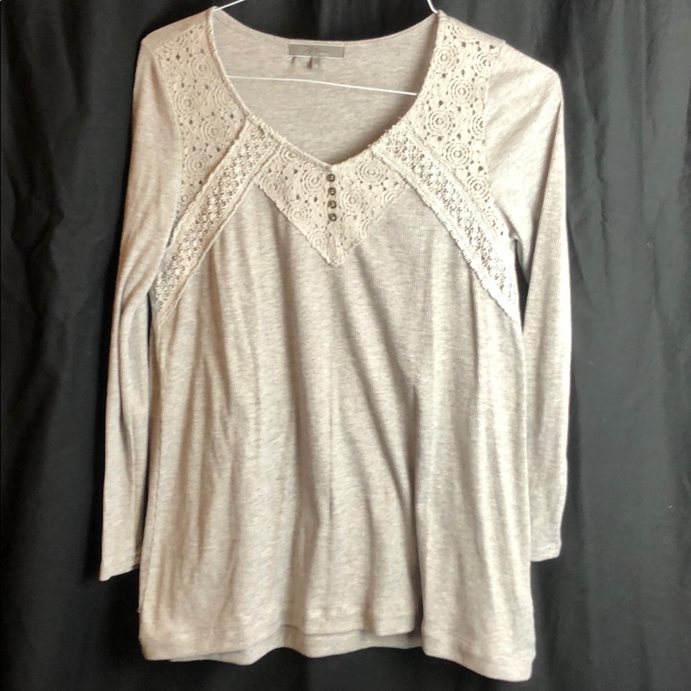 New our tag by Mia size M
